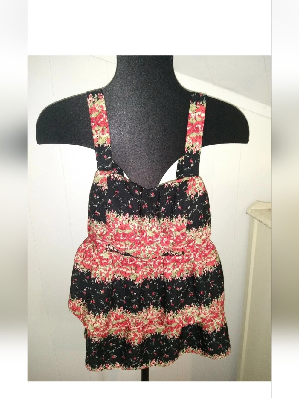 Wet Seal Black and Red Floral Peplum Ruffle Top